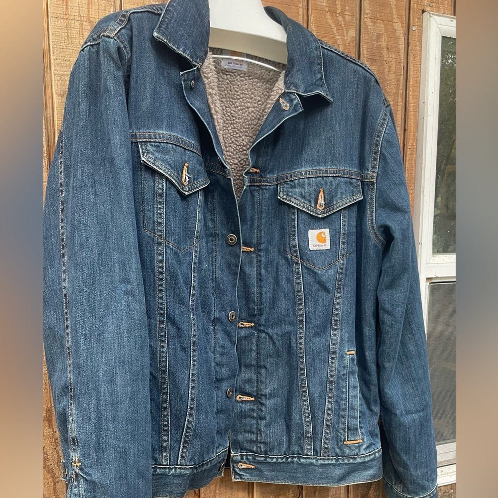 Carhartt Men’s fleece lined denim jacket